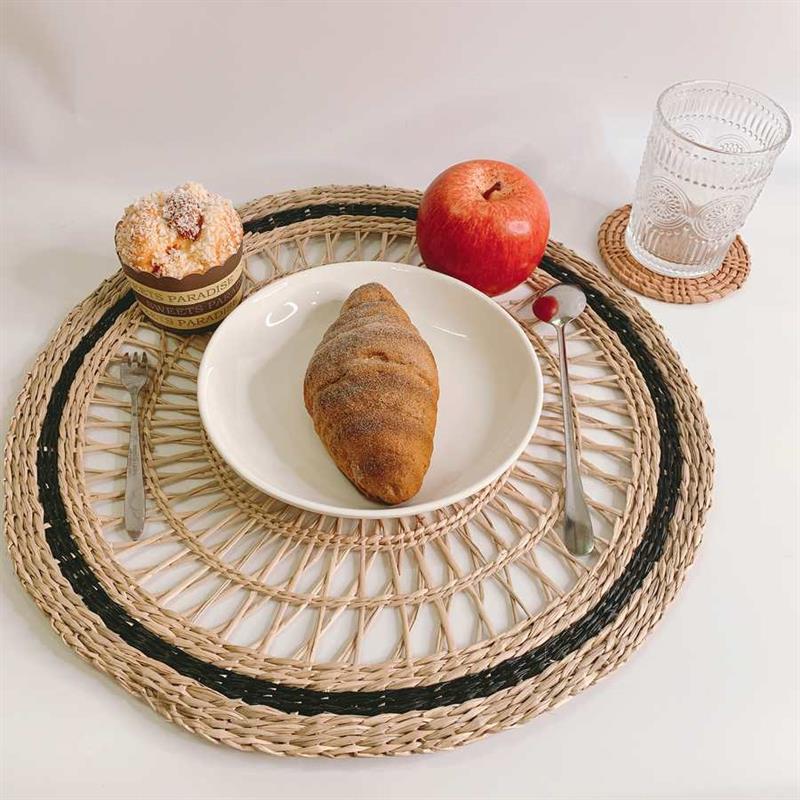 SET PLACEMAT  CIRCOLARI IN SEAGRASS NATURALE D. 38