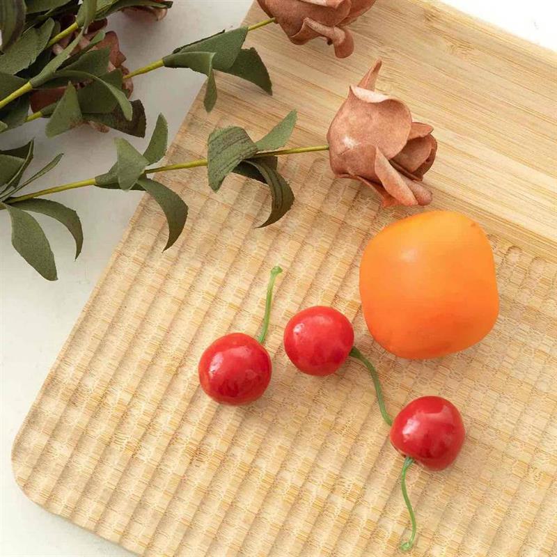 TAGLIERE IN BAMBOO NATURAL 34X24X1,6 CM