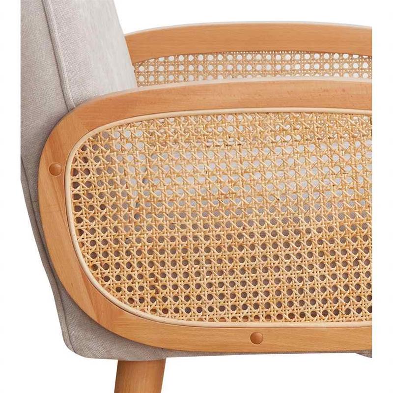 Poltroncina grigio chiaro in polipropilene e legno senta Doris